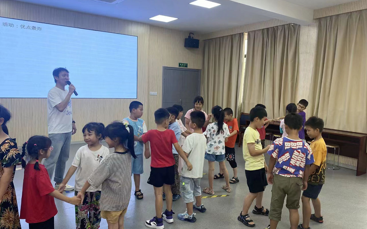 邯山龙观乡中心学校